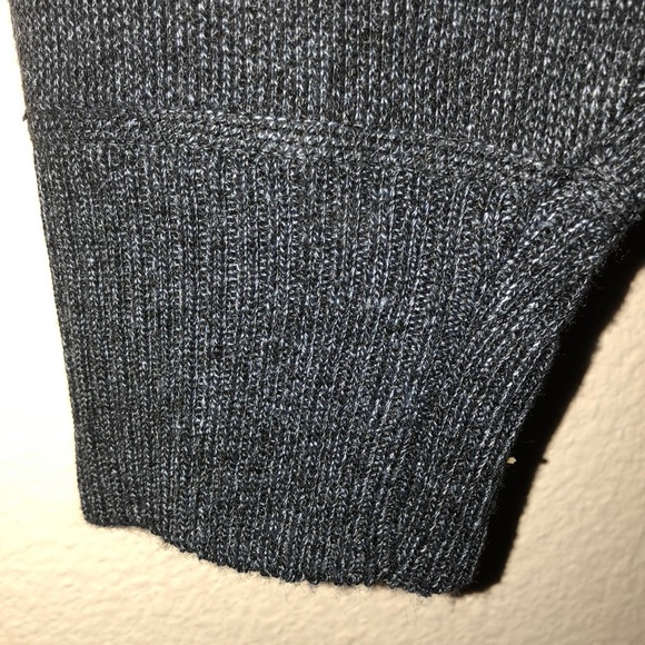 Men’s Turtleneck/Zipper sweater Large - Picture 5 of 6